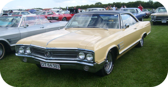 1965 Buick Wildcat Hardtop Coupe front